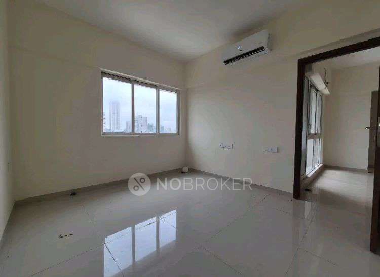 2 BHK Flat In Omkar Signet For Sale  In Malad East