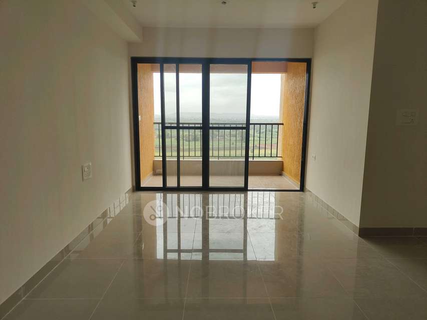 3 BHK Flat In Falcon Towers   for Rent  In   Magarpatta Riverview City