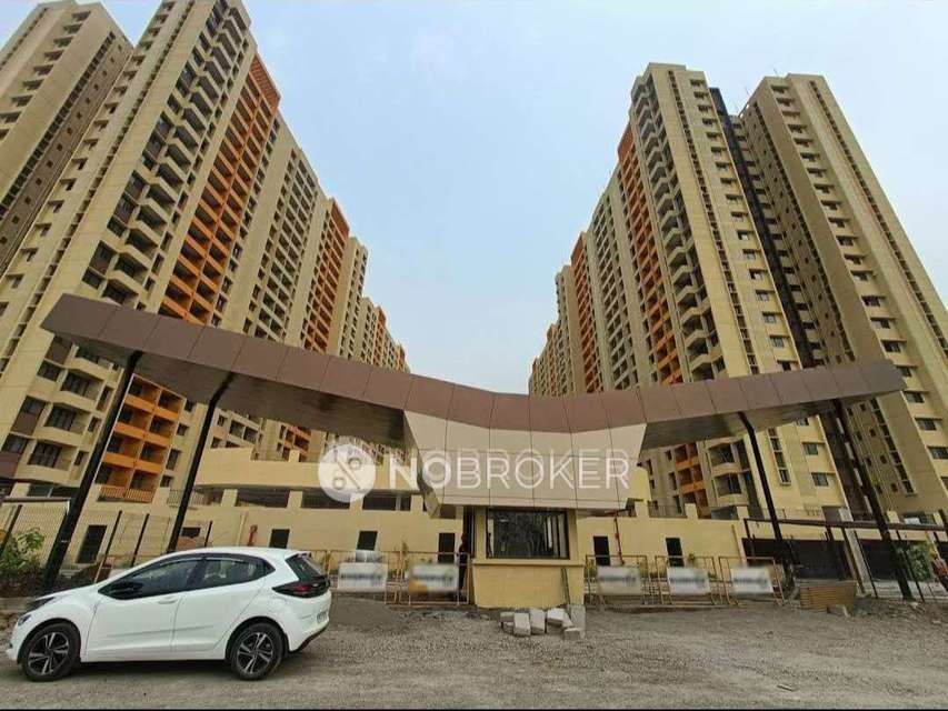 3 BHK Flat In Falcon Towers   for Rent  In   Magarpatta Riverview City