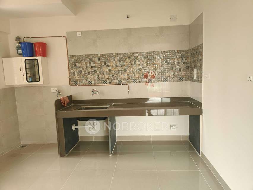 3 BHK Flat In Falcon Towers   for Rent  In   Magarpatta Riverview City