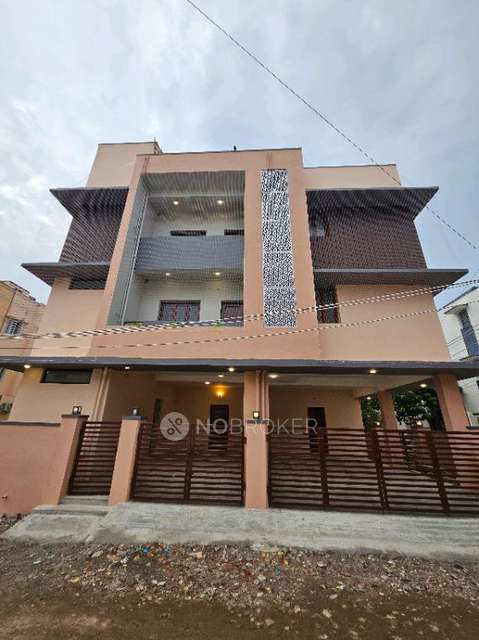 PG for Girls in Pallikaranai