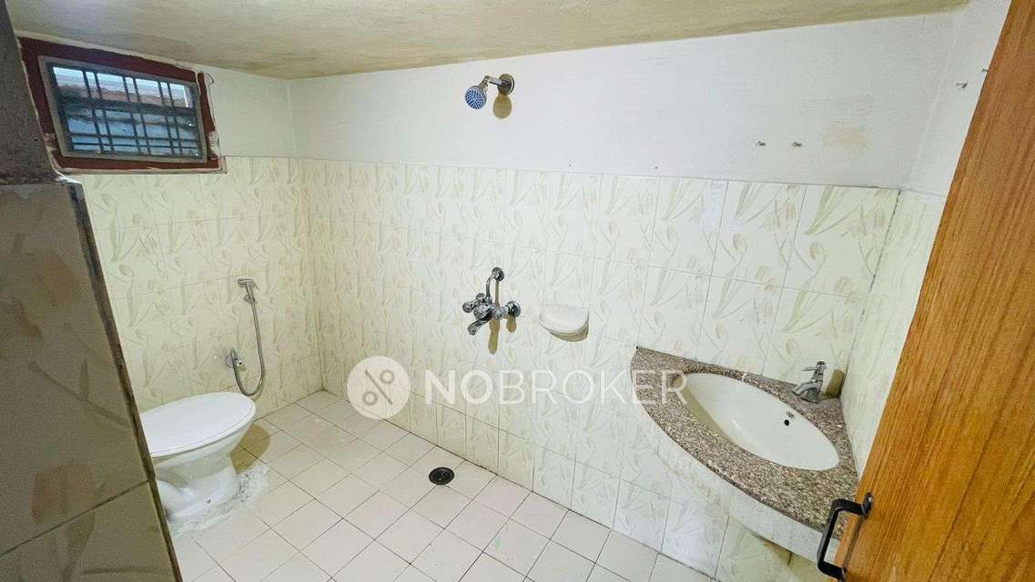 3 BHK House For Sale  In Old Bowenpally