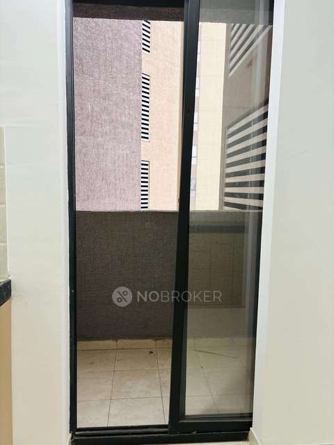 2 BHK Flat In Shapoorji Paloonji Sensorium for Rent  In Hinjewadi