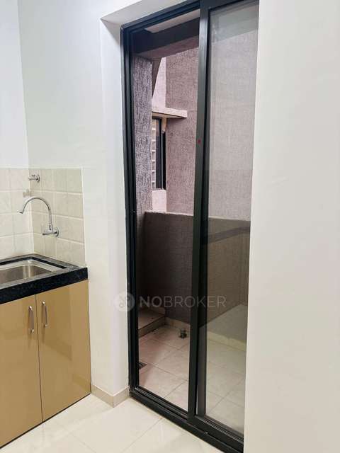 2 BHK Flat In Shapoorji Paloonji Sensorium for Rent  In Hinjewadi