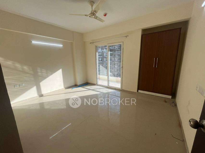 4+ BHK Flat In Windsor Paradise 2, Raj Nagar Extension For Sale  In Raj Nagar Extension