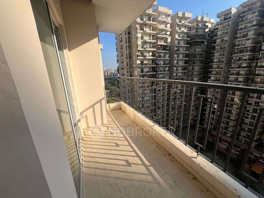 4+ BHK Flat In Windsor Paradise 2, Raj Nagar Extension For Sale  In Raj Nagar Extension