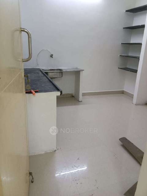 1 BHK Flat In Kumaraswamy Illam for Rent  In Purasaiwakkam