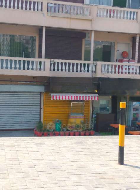 Industrial Building in Jhilmil, Greater Noida for Rent 