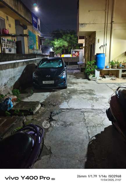 2 BHK Flat In Lakshmi Enclave, Jamin Pallavaram For Sale  In Zamin Pallavaram