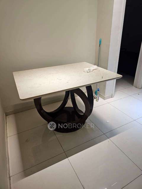 2 BHK Flat In Godrej Parkridge for Rent  In Godrej Park Ridge Manjari Budruk, Pune, Maharashtra 412307