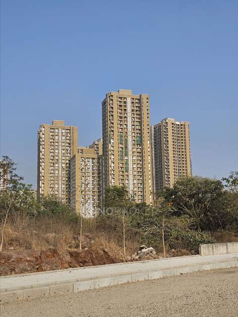 2 BHK Flat In Godrej Parkridge for Rent  In Godrej Park Ridge Manjari Budruk, Pune, Maharashtra 412307