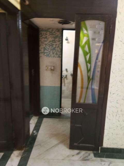 2 BHK Flat In Dda Soceity For Sale  In Jasola