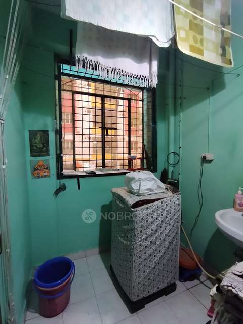 2 BHK Flat In Jyothi Towers For Sale  In Alwal