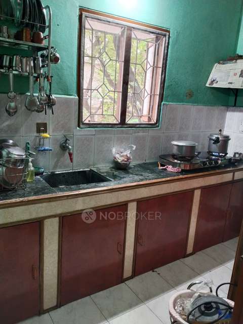 2 BHK Flat In Jyothi Towers For Sale  In Alwal