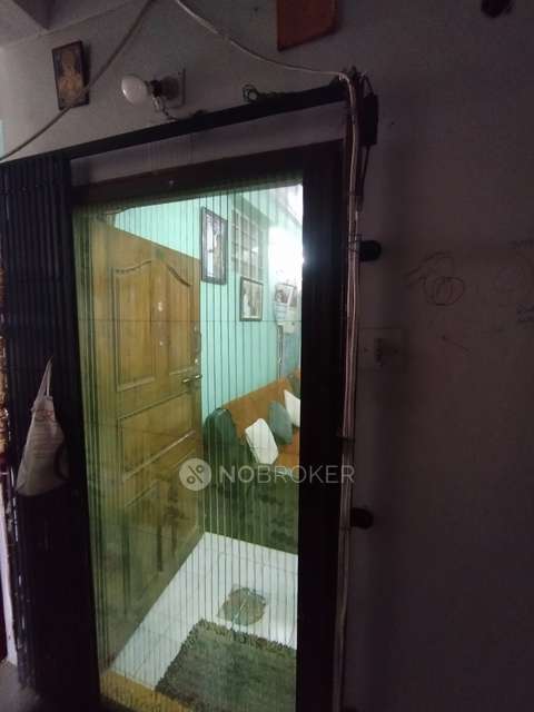 2 BHK Flat In Jyothi Towers For Sale  In Alwal