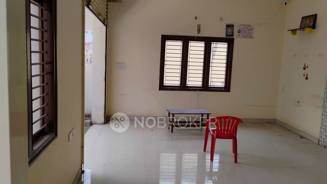 Showroom in Richards Town, Bangalore for Rent 