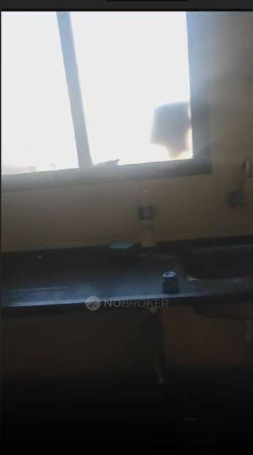 Single Room for Female In 2 BHK  In Imperial Heights In Pimpri-chinchwad