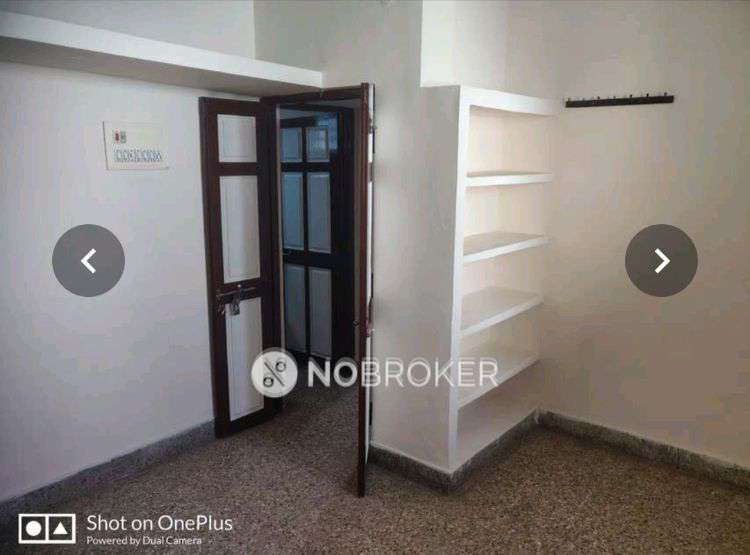 Single Room for Female In 1 BHK  In Kattupakkam