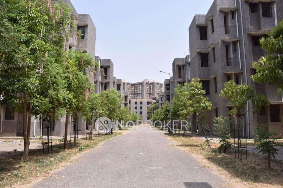 1 BHK Villa In Yamuna Expressway Authority Flats For Sale  In Sector 22d 