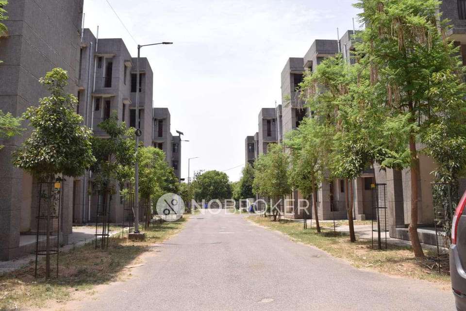 1 BHK Villa In Yamuna Expressway Authority Flats For Sale  In Sector 22d 