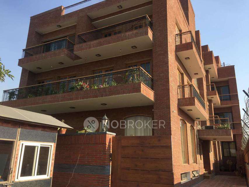 4+ BHK House For Sale  In Sector 72