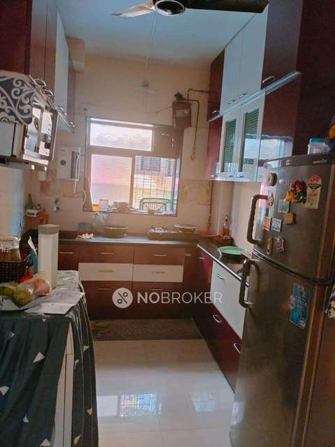 1 BHK Flat In Heena-laxmi Society For Sale  In Shop No.3, Opp. Nilkamal Bldg, Near Tbz Jewellers, Naupada, Thane West, Thane, Maharashtra 400602, India