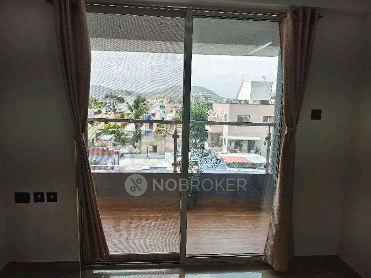 3 BHK Flat In Skyrise Sparkle for Rent  In Skyrise Sparkle