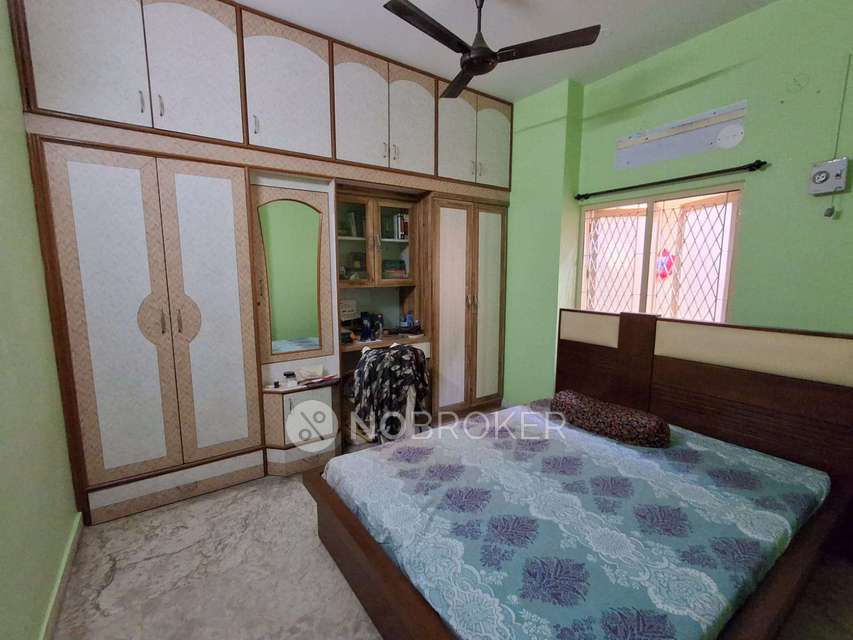 3 BHK Flat In Suruchi Complex For Sale  In Hyderguda