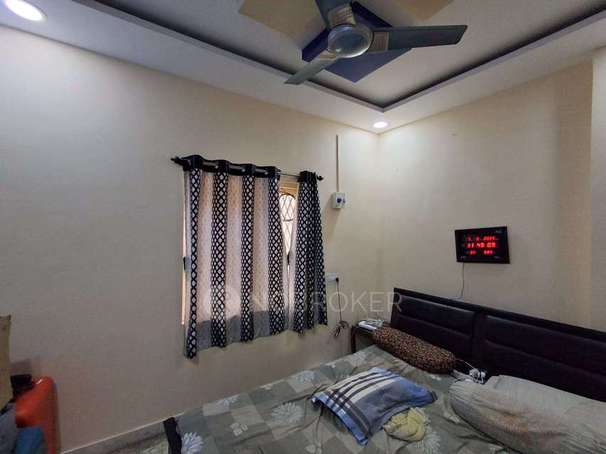 3 BHK Flat In Suruchi Complex For Sale  In Hyderguda