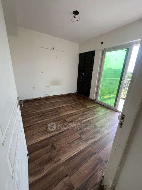 2 BHK Flat In Tata Eureka Park For Sale  In Sector 150