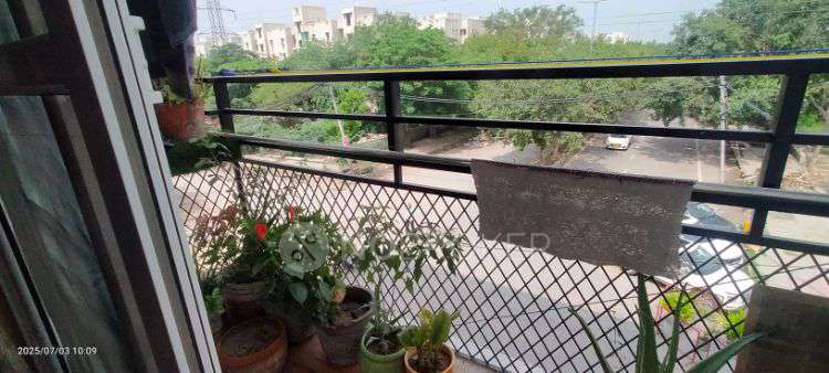 4 BHK Flat In Mahadev Apartments Sector 23b Dwarka For Sale  In 6a6, Pocket-8, Sector 23b, Dwarka, New Delhi, Delhi, 110077, India