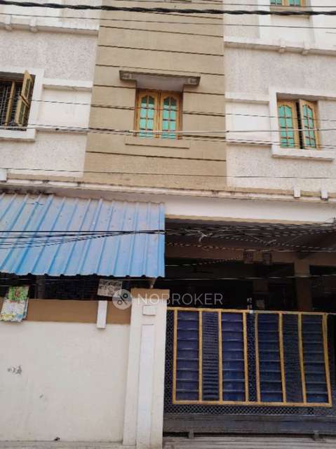 PG for Girls in Madeenaguda