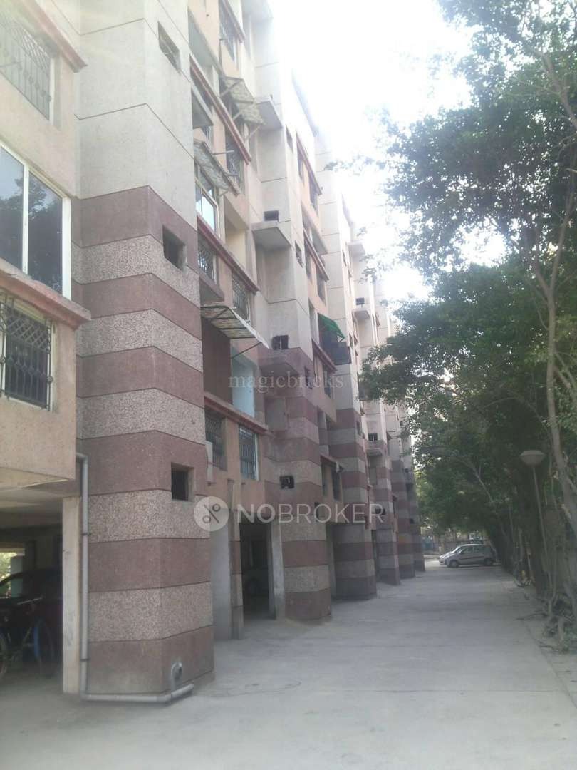 Purvanchal Vasant Vihar Apartment
