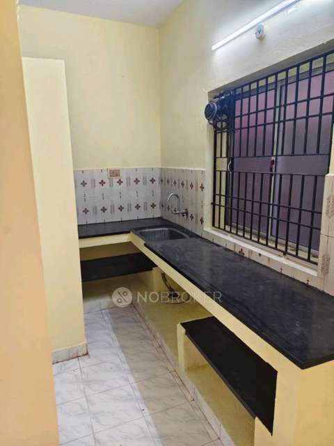 2 BHK House for Lease  In Taramani