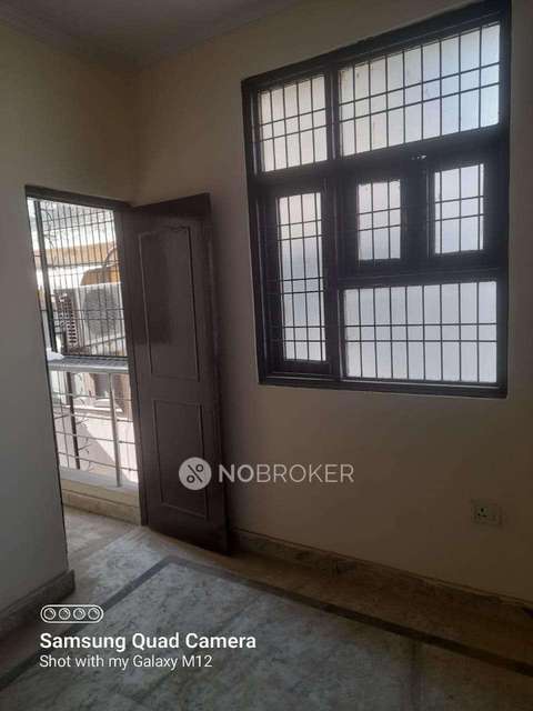2 BHK Flat In Sb For Sale  In Okhla