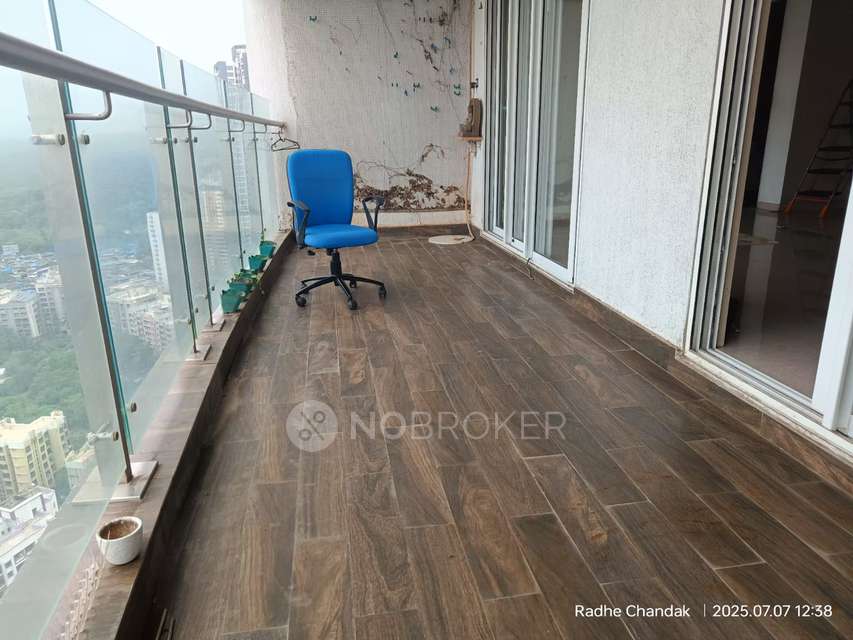 4 BHK Flat In Jp Decks, Goregaon For Sale  In Goregaon