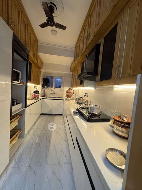 3 BHK Flat In Sarve Satyam Apartments For Sale  In Sector 4