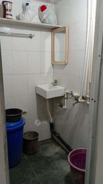 1 RK Flat For Sale  In Vile Parle