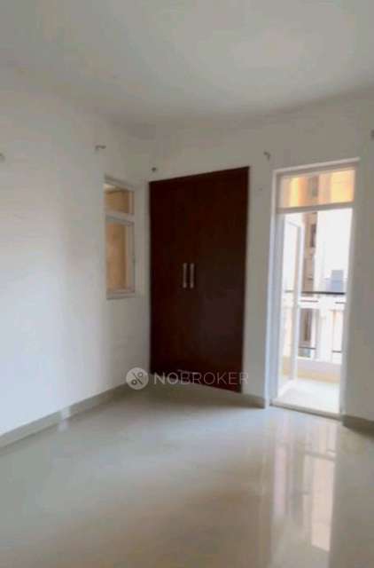 2 BHK Flat In Ratan Pearls Noida Extension For Sale  In Ratan Pearls