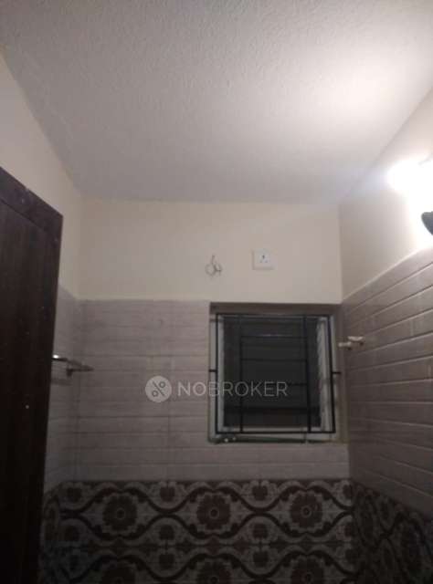 2 BHK Flat In S&p The Crest, Poonamallee For Sale  In Sepoy Line