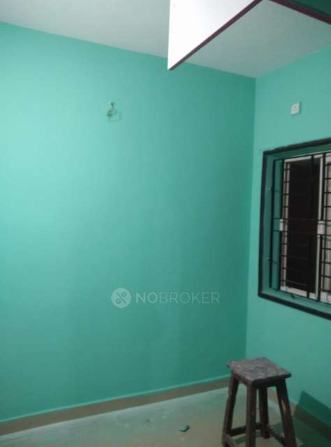 2 BHK Flat In S&p The Crest, Poonamallee For Sale  In Sepoy Line