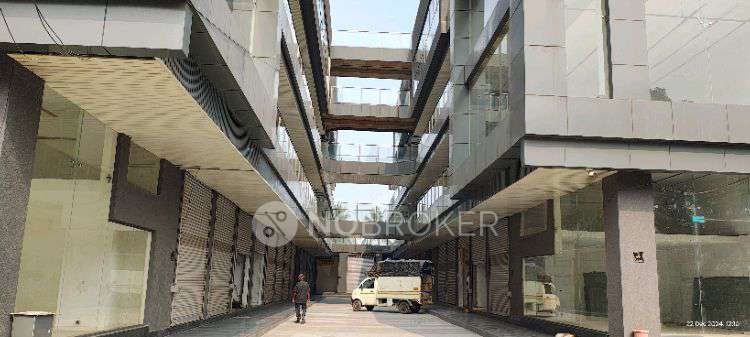 Shop in Magarpatta, Pune for Rent 