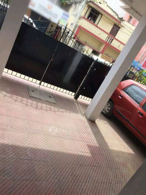 PG for Girls in Valasaravakkam