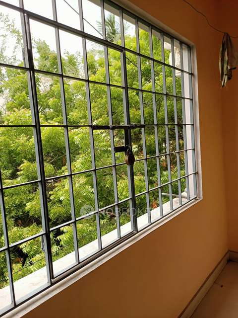 3 BHK Flat In Kumaran Colony, Vadapalani For Sale  In Vadapalani