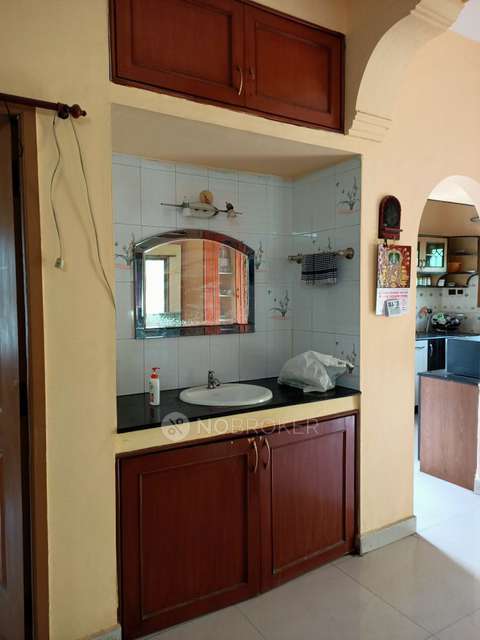 3 BHK Flat In Kumaran Colony, Vadapalani For Sale  In Vadapalani