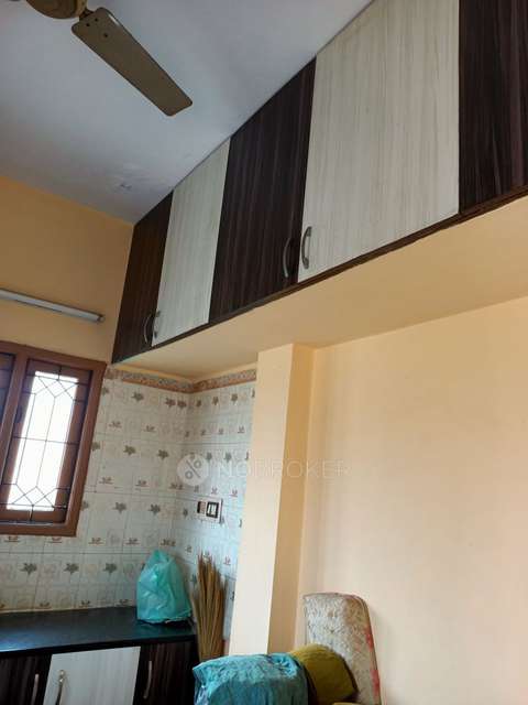 3 BHK Flat In Kumaran Colony, Vadapalani For Sale  In Vadapalani