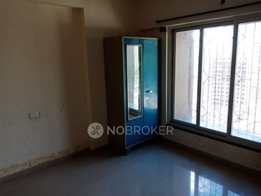 1 BHK Flat In Mantri Serene Towers For Sale  In Goregaon
