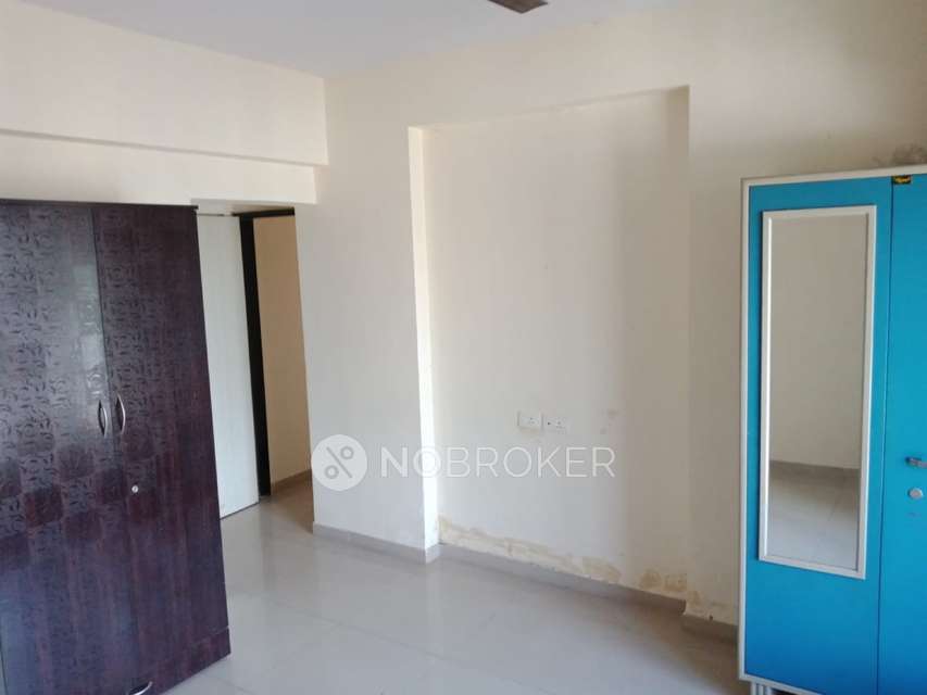 1 BHK Flat In Mantri Serene Towers For Sale  In Goregaon