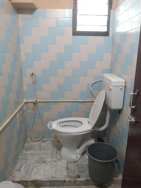 2 BHK Flat In Power Apartments For Sale  In Vadapalani