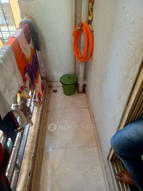 1 BHK Flat In Shree Ravi Kiran For Sale  In Desale Pada